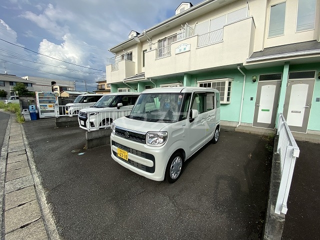 18/23 駐車場