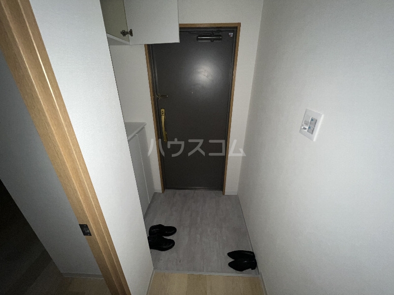 13/30 玄関