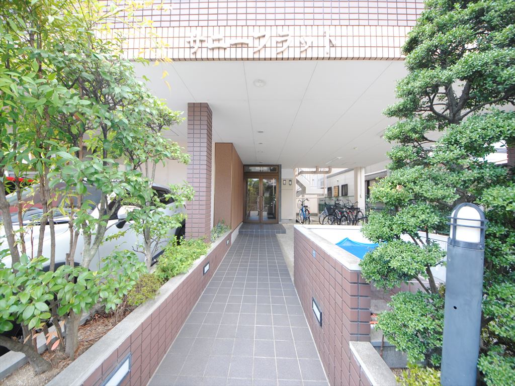 22/29 エントランス