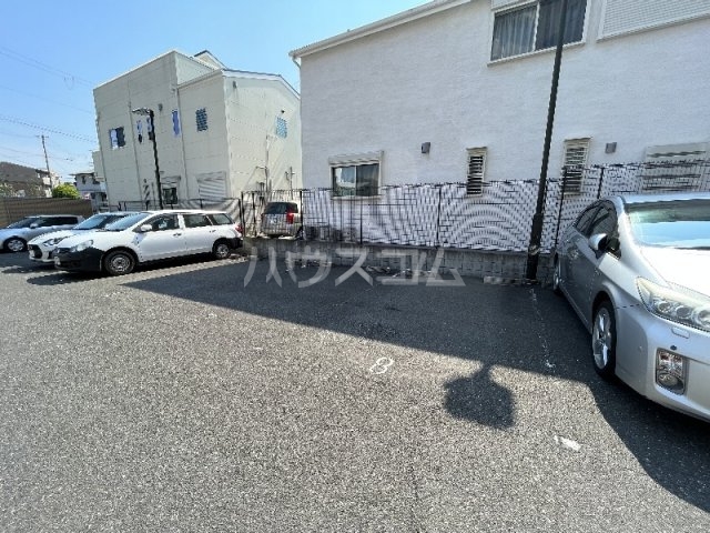14/19 駐車場