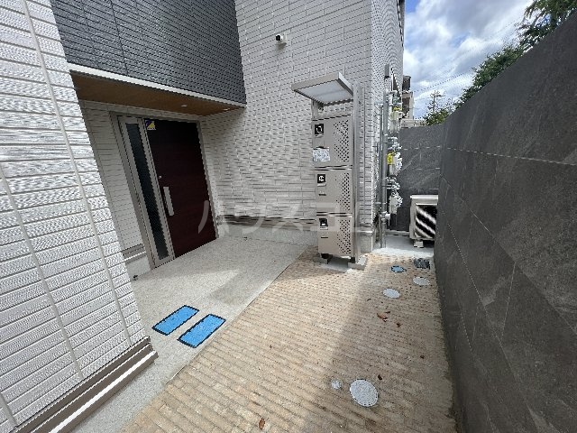 29/30 エントランス