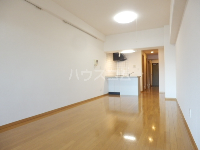 20/21 エントランス