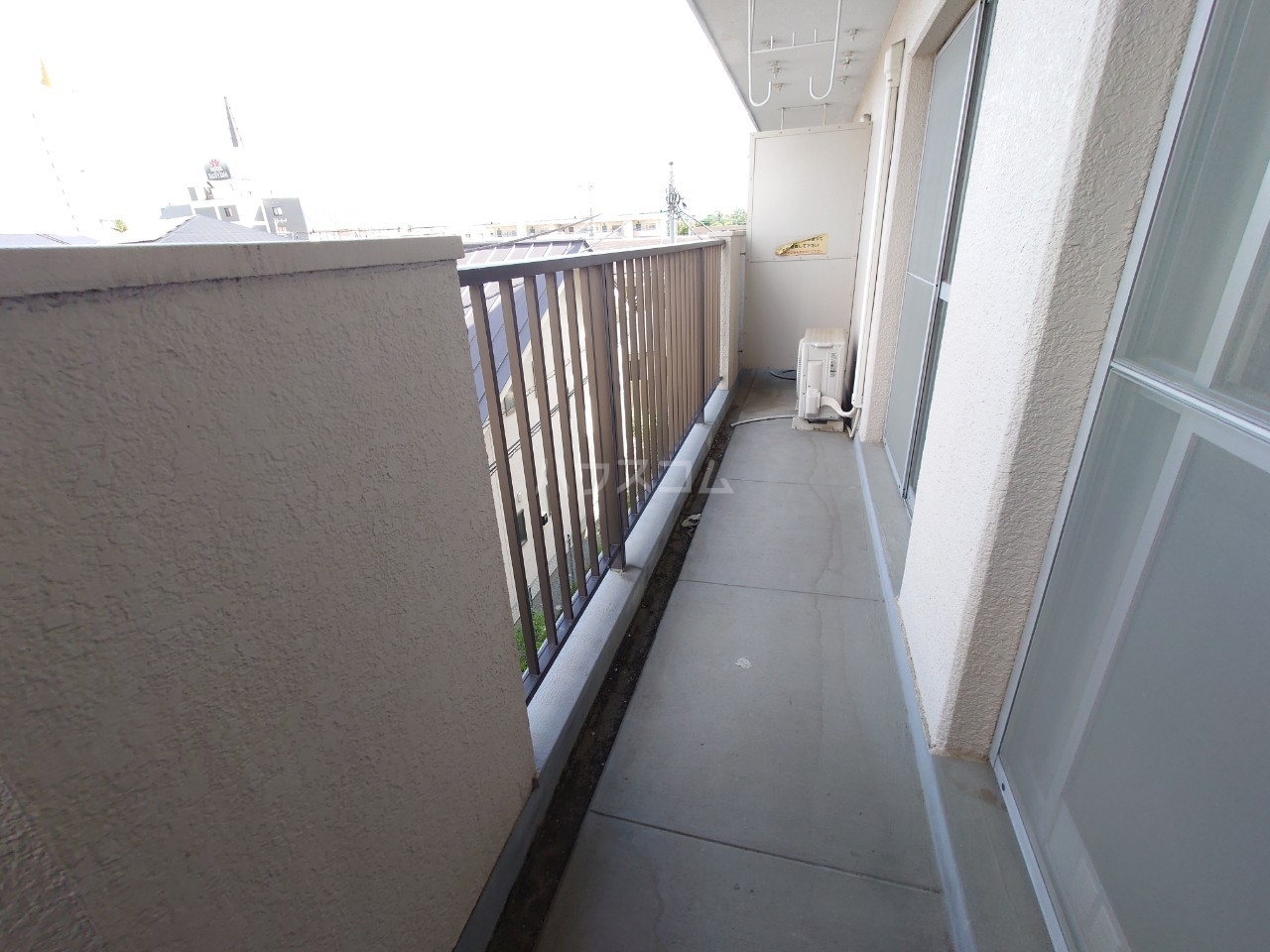 13/21 バルコニー
