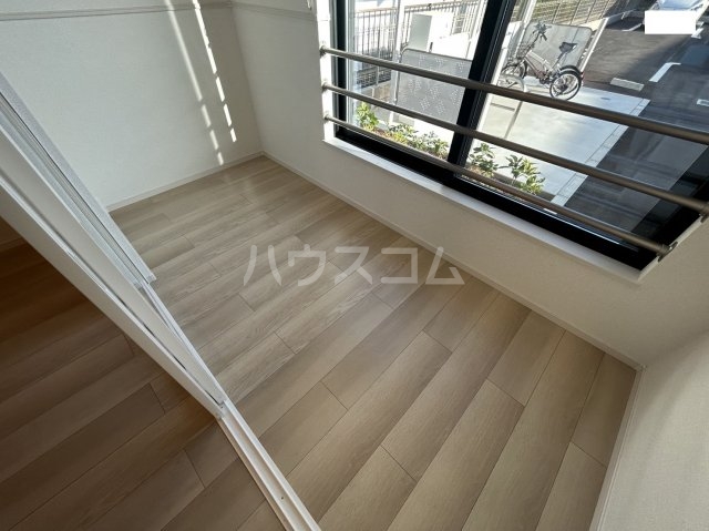 17/28 バルコニー