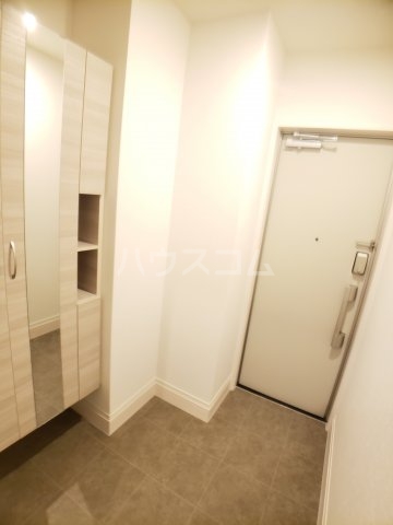 13/30 玄関