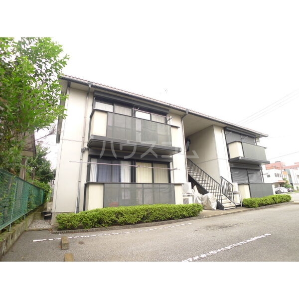 13/18 駐車場