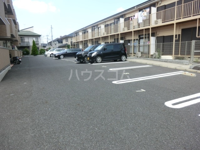 3/10 駐車場