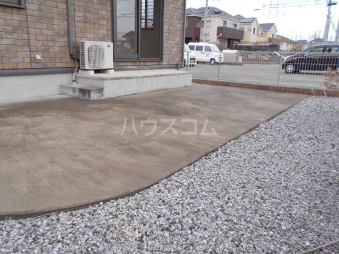 16/27 駐車場