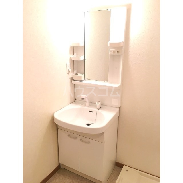 13/30 洗面