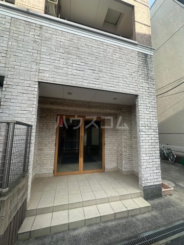 3/7 エントランス