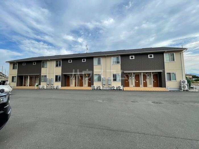 22/25 エントランス