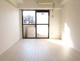 4/18 寝室