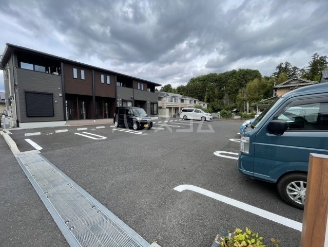 26/30 駐車場
