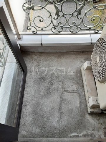 16/22 バルコニー