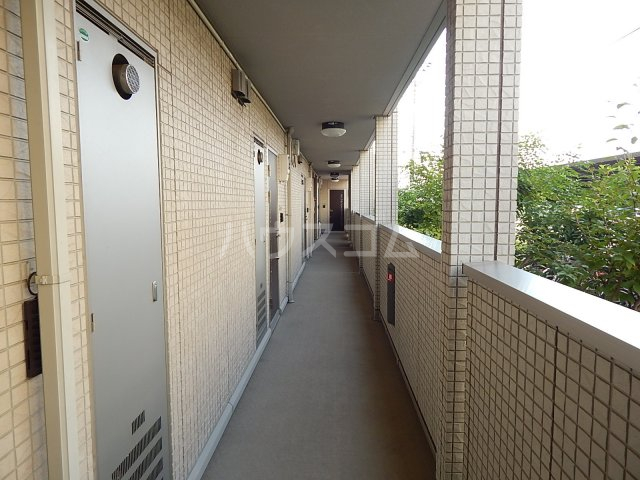 13/29 バルコニー