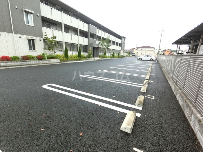 20/21 駐車場