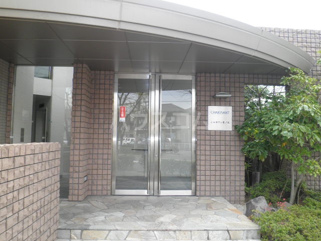 2/3 エントランス