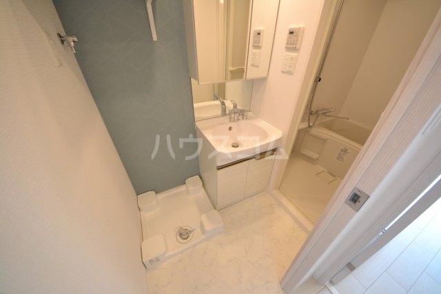 17/30 洗面