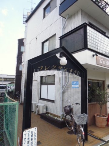 21/29 エントランス