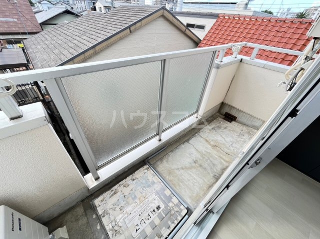 14/28 バルコニー