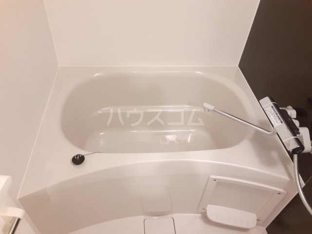 17/30 浴室