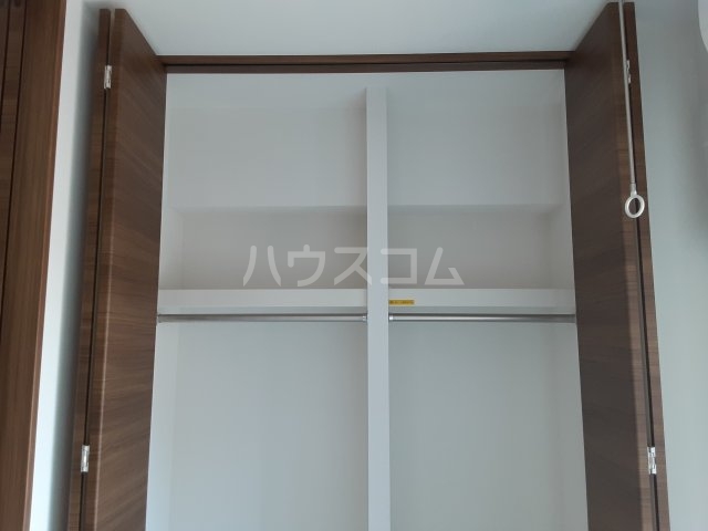 13/30 収納