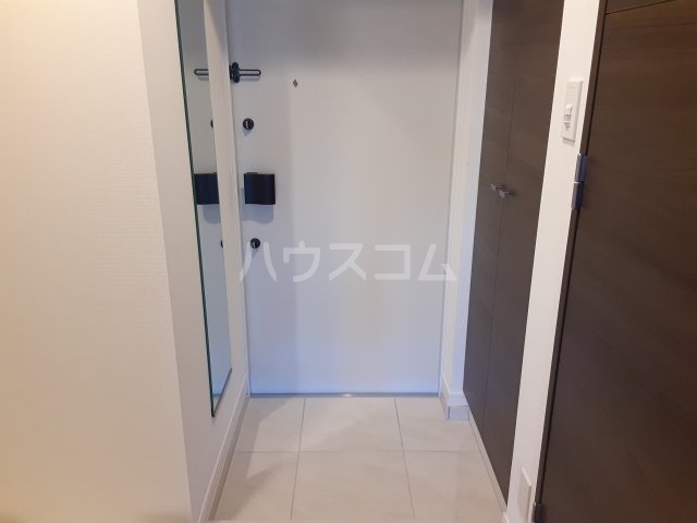 13/30 玄関