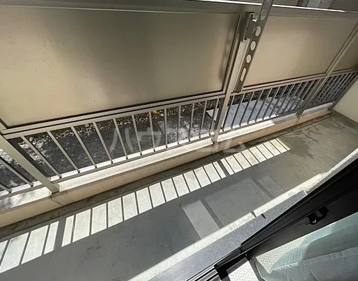 14/28 バルコニー