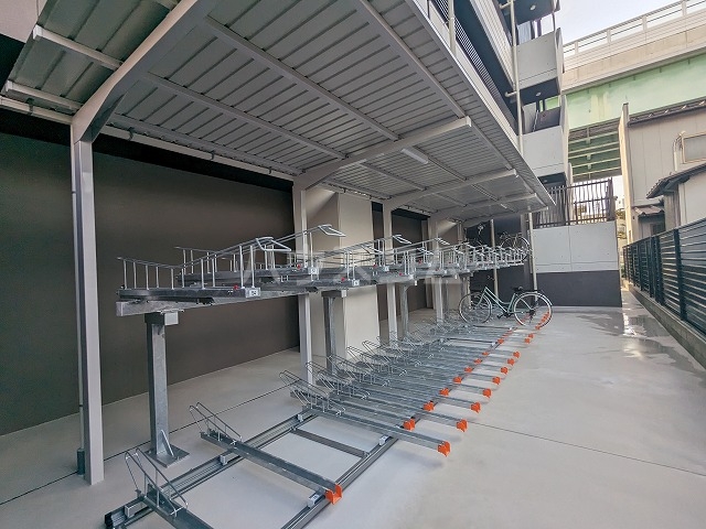 22/30 駐車場