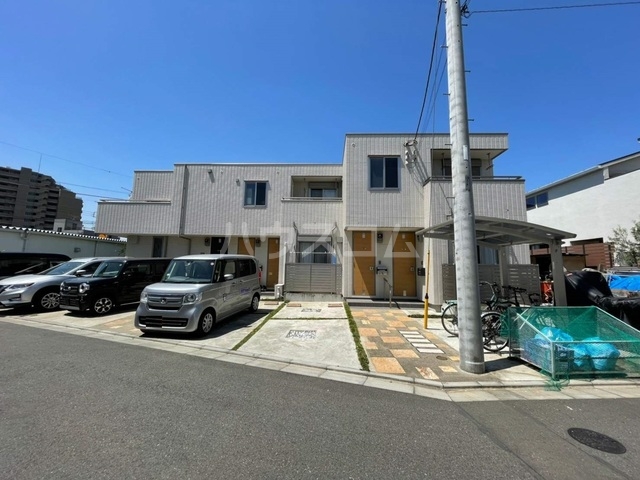 18/29 エントランス