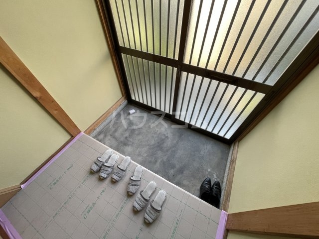 17/30 玄関