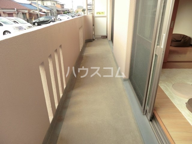 19/25 バルコニー