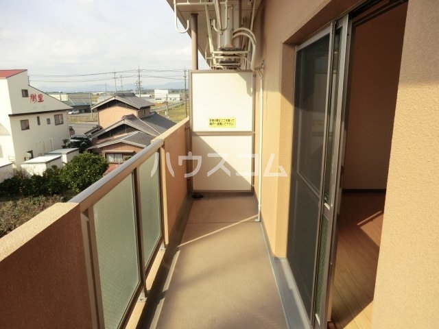 18/23 バルコニー