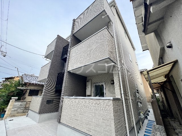 2/30 外観