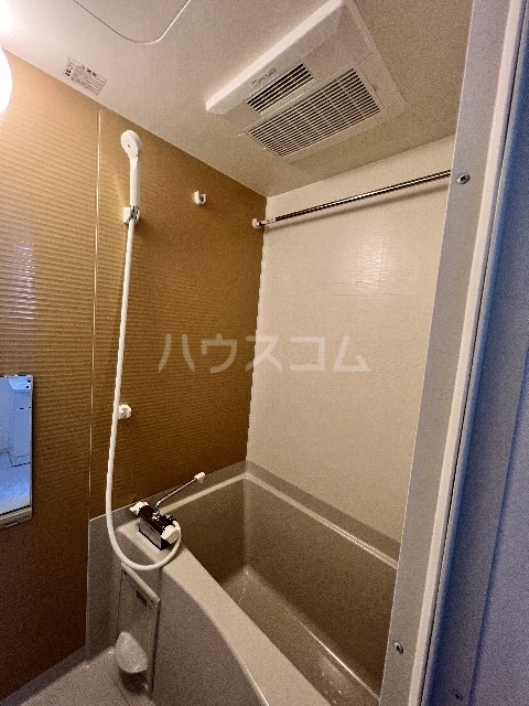 16/30 浴室