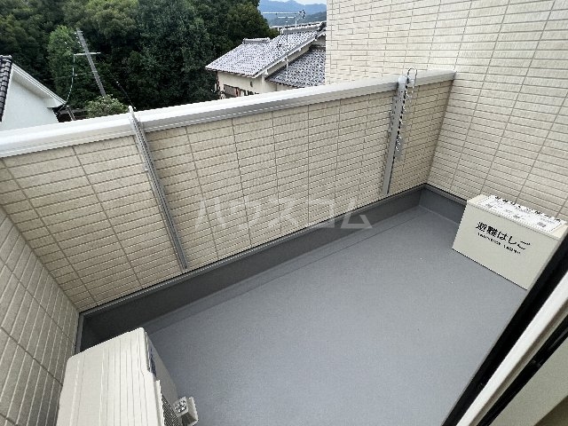 25/30 バルコニー