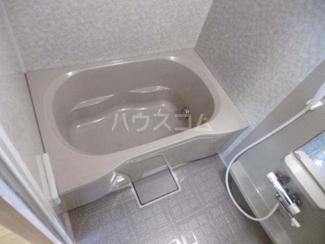 14/30 浴室