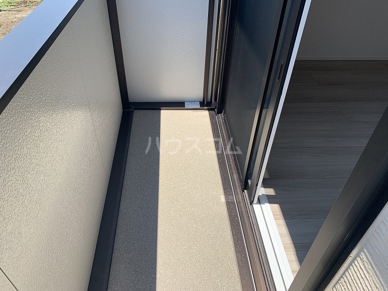 16/28 バルコニー