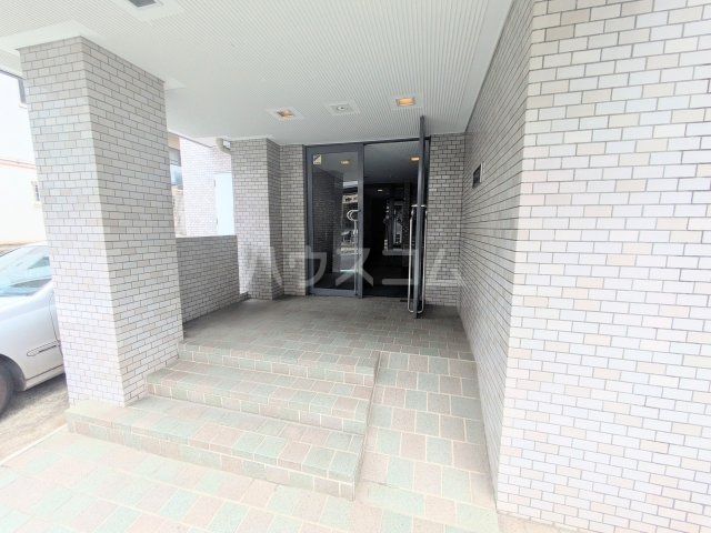 21/24 エントランス