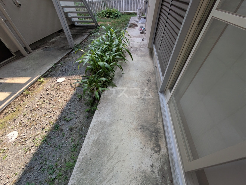 21/30 バルコニー