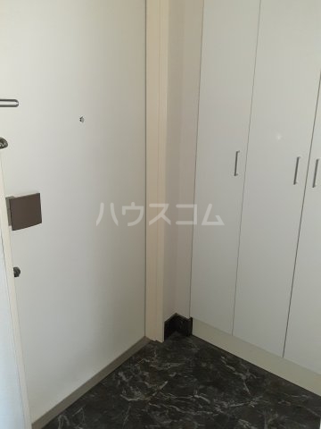 13/30 玄関