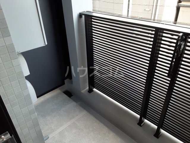 15/21 バルコニー