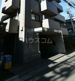 14/19 エントランス