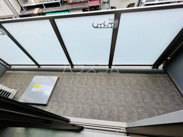 17/30 バルコニー