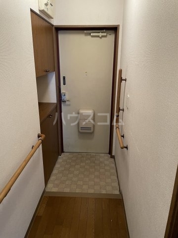 13/30 玄関