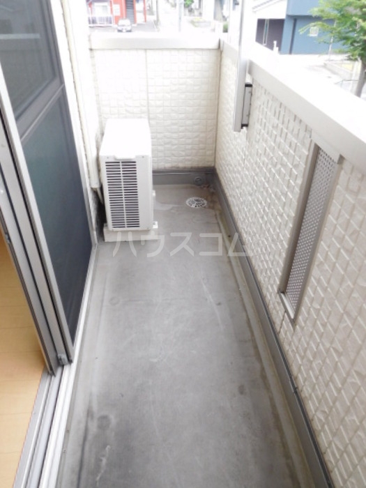 13/19 バルコニー