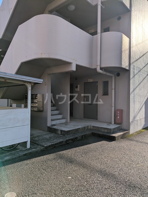 17/21 エントランス