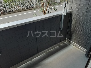 20/30 バルコニー