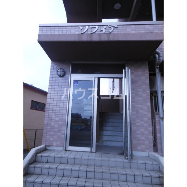 14/21 エントランス