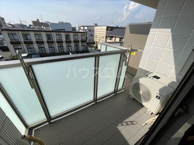 21/30 バルコニー